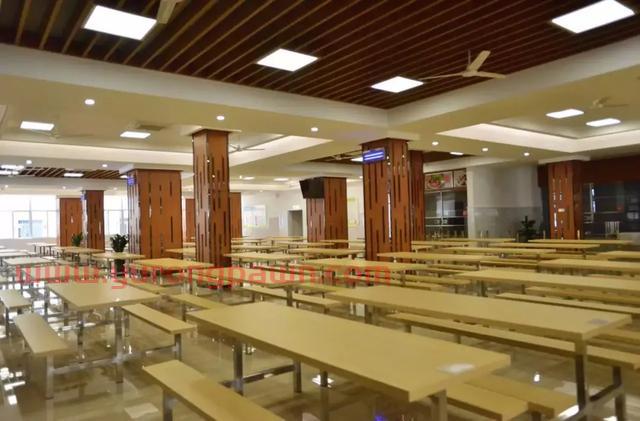 三年两届高考状元，你只知道江科附中收费贵？